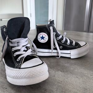 Converse Chuck Taylor All Star High Tops Kids Size 1 | Black Classic Sneakers